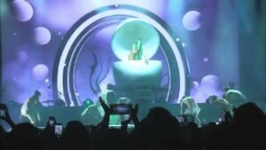 Varieté 10.1 Lola Índigo