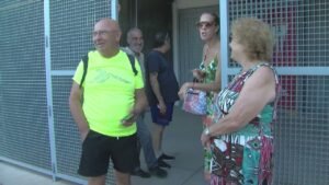 Los aficionados del Algeciras C.F. ya acuden al Nuevo Mirador a renovar su carnet