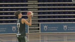 UDEA Algeciras da a conocer los dorsales de sus jugadores